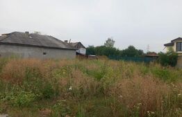 Teren intravilan 670mp, Priseaca