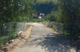 Oportunitate de Investiție în Runcu: Reședință cu Vedere Panoramică 