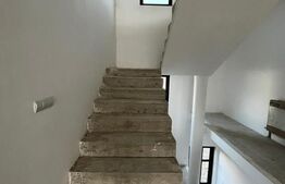 Oportunitate!!!Cladire 600 mp, teren 500 mp, Targoviste