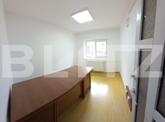 Spațiu birouri de închiriat Micro 12 - 141449SIB | BLITZ Târgoviște | Poza3