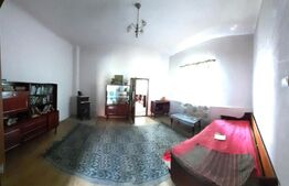 Casă individuală, 200 mp, teren 80 000 mp, Runcu