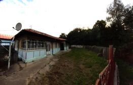 Casa individuala 56 mp, teren 1800 mp, Adanca