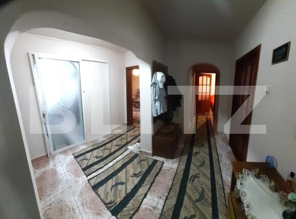 Apartament de vânzare 4 camere Micro 4 - 141460AV | BLITZ Târgoviște | Poza1