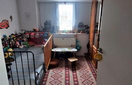 Apartament 3 camere, decomandat, 76mp, etaj 10/10, Micro 4