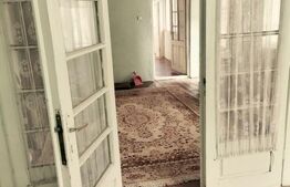 Casă individuală, 76 mp, 231mp teren Central Targoviste