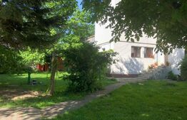 Casa individuala 212 mp,teren 1165 mp si anexe , Ultracentral