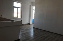 Apartament 3 camere, 90mp, zona Gaesti