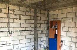 Vila cu 5 camere, 214 mp, teren de 536 mp, Targoviste-Priseaca