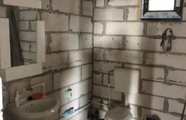 Vila cu 5 camere, 214 mp, teren de 536 mp, Targoviste-Priseaca