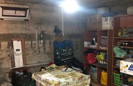 Vila cu 5 camere, 214 mp, teren de 536 mp, Targoviste-Priseaca