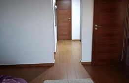 Casă individuală 5 camere, teren 2409 mp, 10 km Targoviste