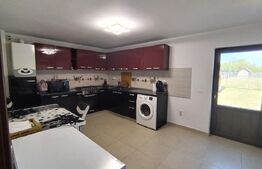  Casă P+M 4 camere suprafata 150 mp, teren 662 mp.Teiș