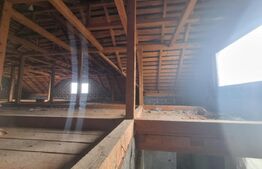 Vila zona montana - localitatea RUNCU 