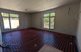  OFERTĂ Casă pe structura metalica 3 camere  144 mp utili, teren 900mp, Razvad