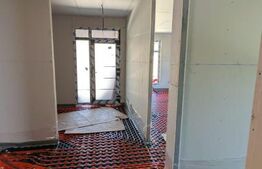  OFERTĂ Casă pe structura metalica 3 camere  144 mp utili, teren 900mp, Razvad