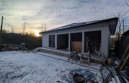 Casă individuală 3 camere  144 mp utili, teren 900mp, Razvad