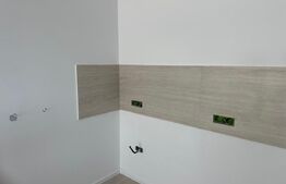 Casă pe structură metalică 3 camere  141 mp utili, teren 900mp, Razvad