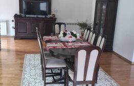 Vilă 7 camere, 240mp, 1253mp teren, Fieni