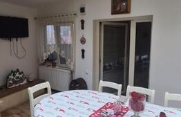 Vilă 7 camere, 240mp, 1253mp teren, Fieni