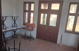 Spatiu Comercial cu apartament de 2 camere la etaj 300mp, Bezdead.