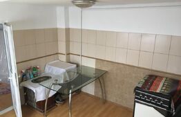 Casă 70mp utili, teren 1000mp, front stradal 10ml, Târgoviște