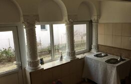 Casă 70mp utili, teren 1000mp, front stradal 10ml, Târgoviște