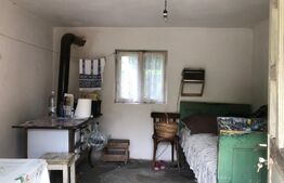 Casa de vanzare , 3 camere,1209 mP TEREN , zona GAESTI