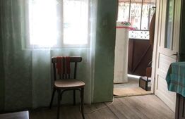 Casa de vanzare , 3 camere,1209 mP TEREN , zona GAESTI