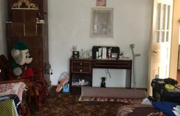 Casa de vanzare , 3 camere,1209 mP TEREN , zona GAESTI