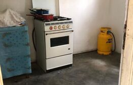 Casa de vanzare , 3 camere,1209 mP TEREN , zona GAESTI