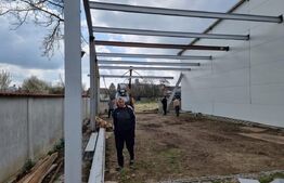 Spatiu comercial de inchiriat ,500mp, Gaesti