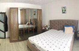 Proprietate doua case si teren 750mp, Targoviste