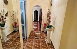 Apartament 3 camere, 50 mp, parter, Micro 11