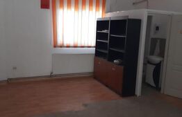 Spatiu comercial, 2 camere , 85mp