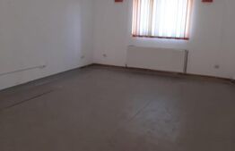 Spatiu comercial, 2 camere , 85mp