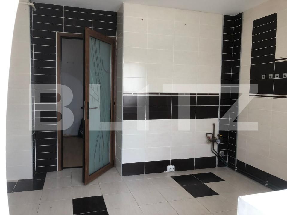 Apartament de vânzare 3 camere Micro 12 - 152261AV | BLITZ Târgoviște | Poza3