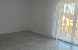 Duplex , 3 camere P+M, 300mp teren, zona str Campulung