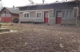 Casă 5 camere, 60mp, teren 1400mp, Marcești