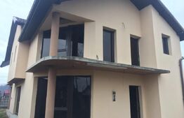 Casă familială individuală, 200mp, teren 1400mp, Șotânga