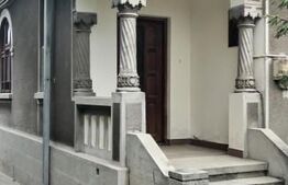 Casa/Vilă Ultracentral 238mp/671mp teren Târgoviște