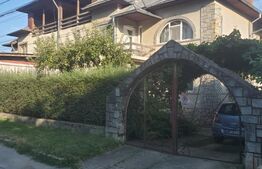 Casă Pucioasa Centru