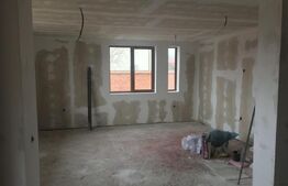 Corp de casă tip Duplex Târgoviște, 205 mp utili desfășurați, 386 mp teren