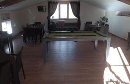 Spațiu comercial parter și mansardă 140mp, teren 366mp Bezdead.