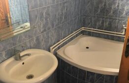 Casa individuala cu 4 camere, teren 2906 mp, la 3 km de Gaesti