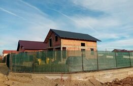 Casa individuala 158mp + 535mp teren ,Priseaca