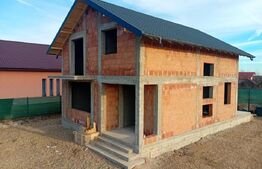 Casa individuala 158mp + 535mp teren ,Priseaca