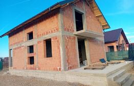 Casa individuala 158mp + 535mp teren ,Priseaca