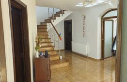 Oportunitate Unică  Vilă de Vis în Zona Centrala si doua spatii comerciale 