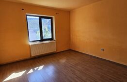 Apartament in casa in Pucioasa cu finisaje de lux si curte generoasa!