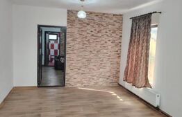 Casa de vanzare 151mp 918mp teren Razvad